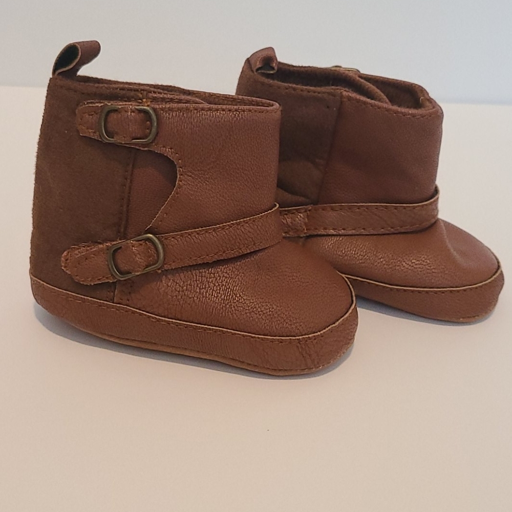Carters baby girl brown boots size 0-3 M.